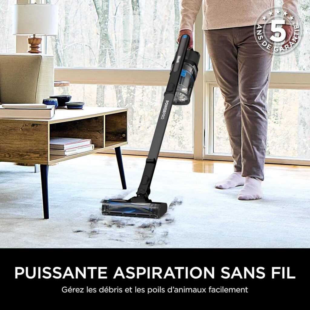 1775184603_Shark-PowerPro-Aspirateur-Balai-sans-Fil-Autonomie-50-Min-Technologie-FloorDetect-Anti-emmelement-Systeme-Anti-allergene-Leger-Mode-portatif-Bac-a-poussiere-XL-Bleu-metallise-IZ370EU.jpg