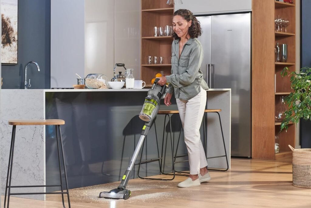 1777312897_Aspirateur-balai-sans-fil-RYOBI-RSVS18-compact-et-pret-a-lemploi.jpg
