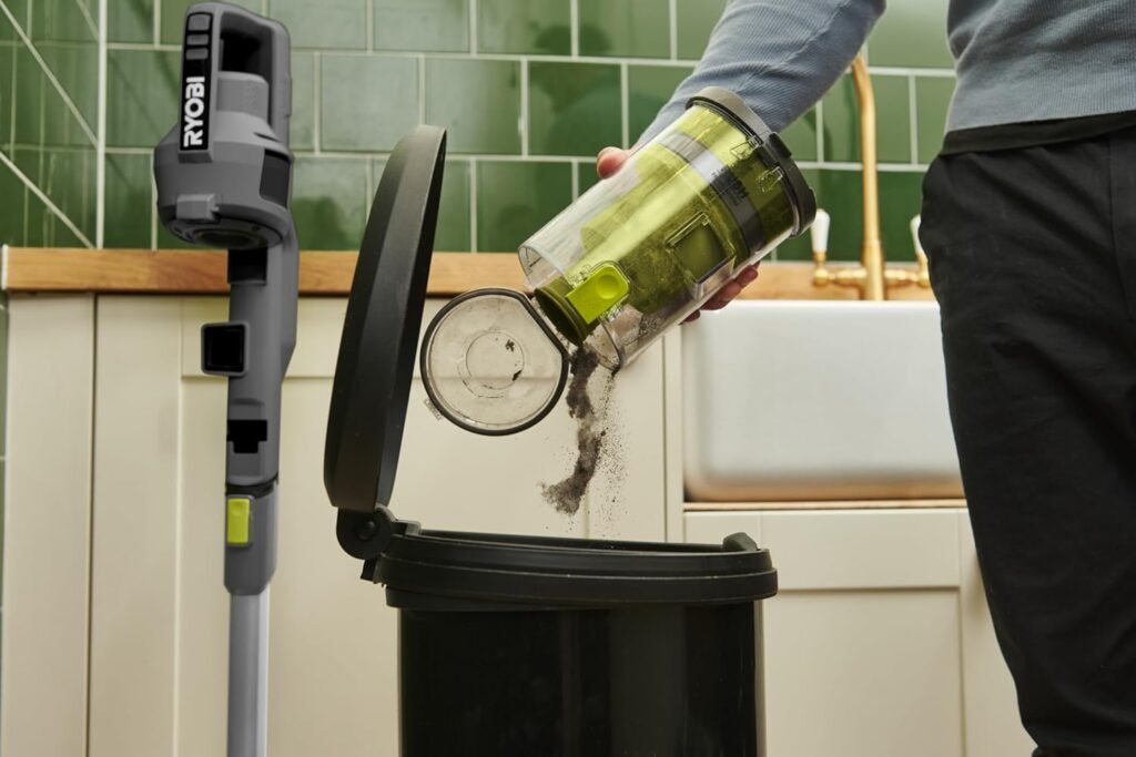 1777312904_Aspirateur-balai-sans-fil-RYOBI-RSVS18-compact-et-pret-a-lemploi.jpg