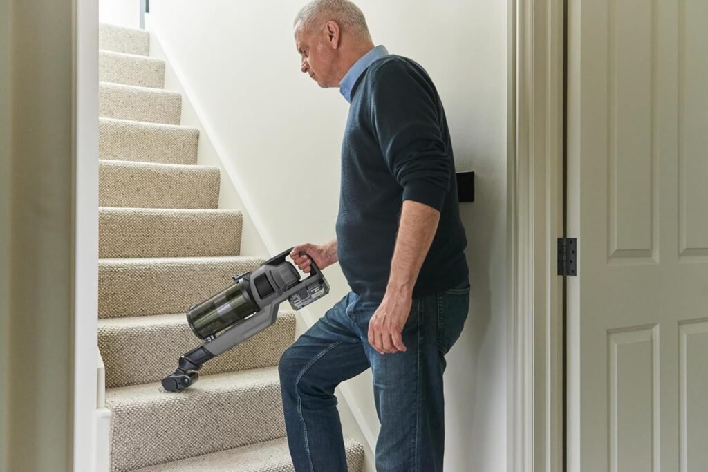 1777920531_Aspirateur-balai-sans-fil-RYOBI-RSVS18BL-Brushless-pour-maison-et-atelier.jpg