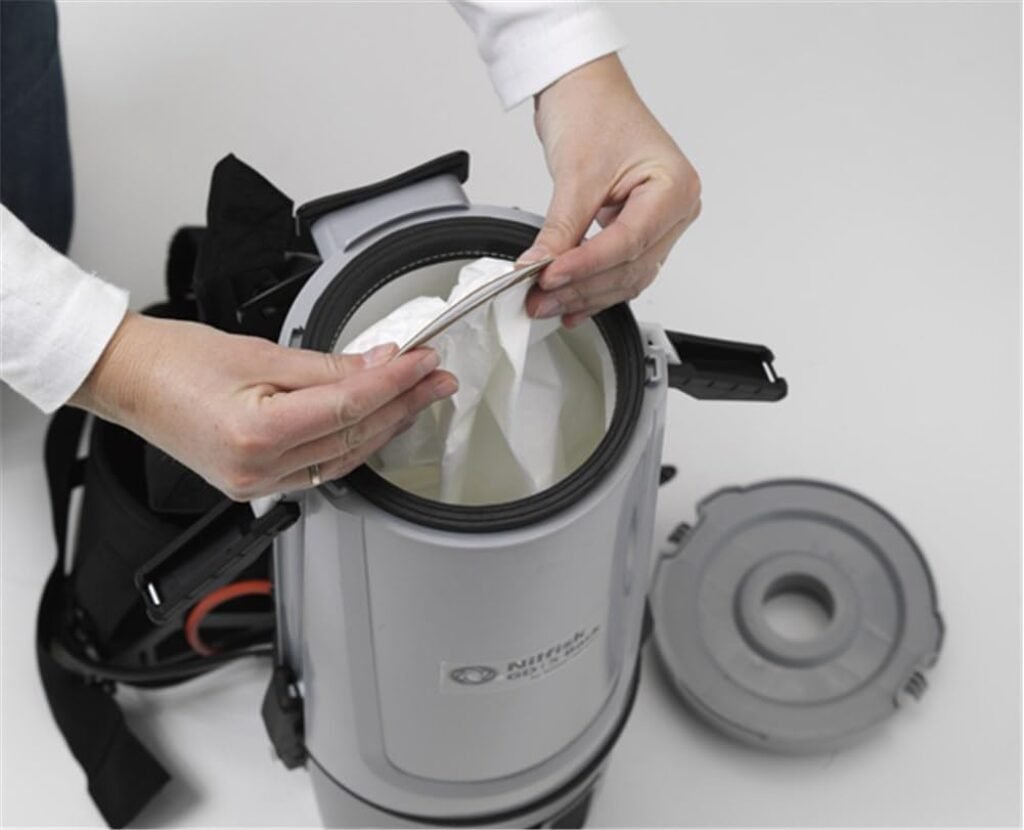 1780664734_Aspirateur-sac-a-dos-professionnel-filaire-Nilfisk-GD10-Back-HEPA.jpg