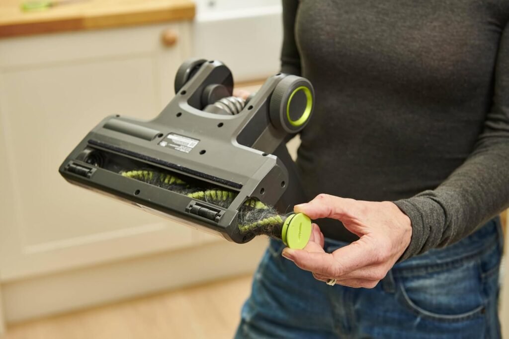 1782756044_Aspirateur-balai-sans-fil-RYOBI-RSVS18-0-pratique-pour-sols-et-tapis.jpg