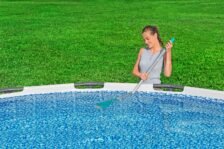 Aspirateur de spa sans fil Bestway Aquatech pour petits bassins