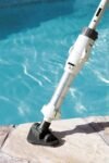 Aspirateur de spa sans fil Bestway Aquascan, pratique pour petits bassins