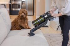 Aspirateur balai sans fil RYOBI RSVS18BL Brushless pour maison et atelier